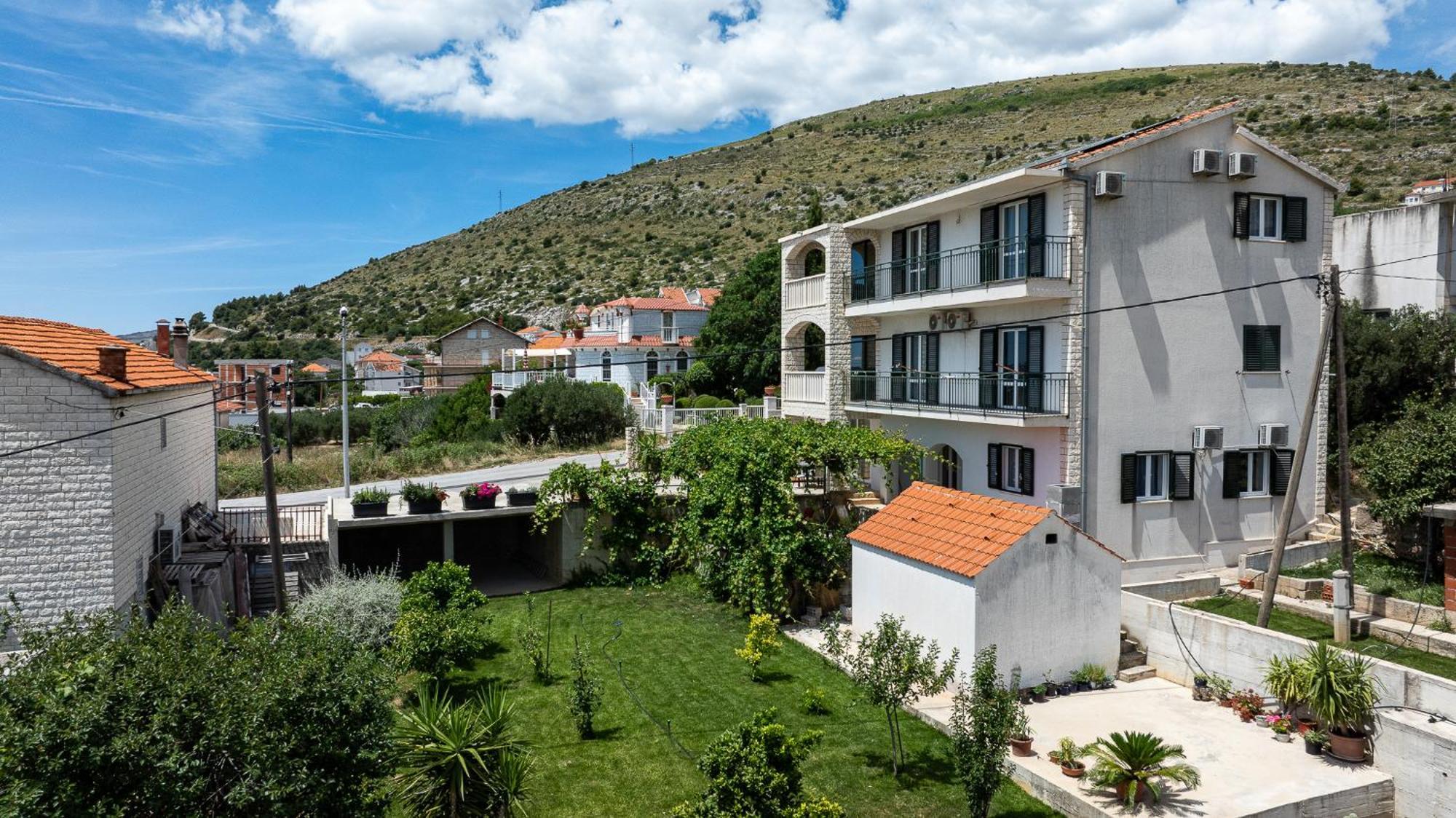 Apartments Eva Trogir Exteriör bild