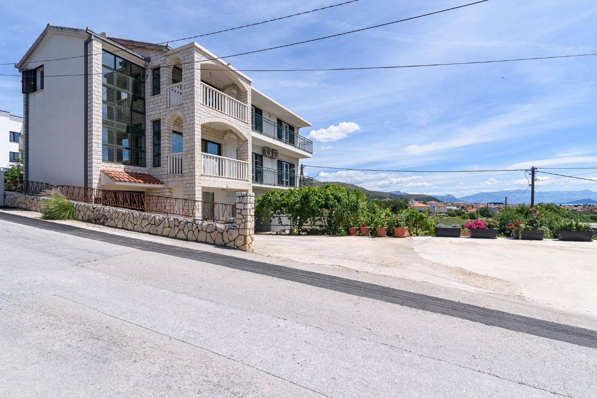 Apartments Eva Trogir Exteriör bild